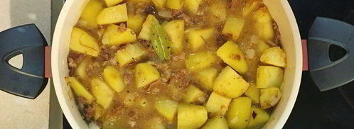 картошка с тушенкой. Шаг 5