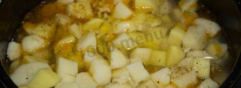 картошка тушеная с говядиной в мультиварке. Шаг 22