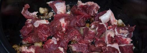 картошка тушеная с говядиной в мультиварке. Шаг 7