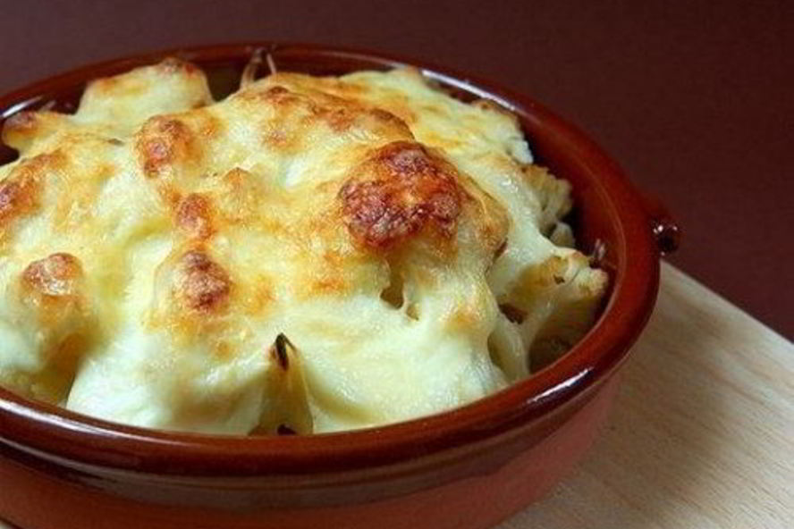 Рецепт цветная капуста под сыром в соусе бешамель