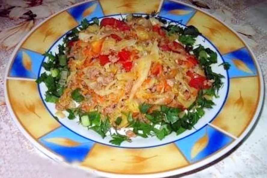 Рецепт тушеная капуста с фаршем