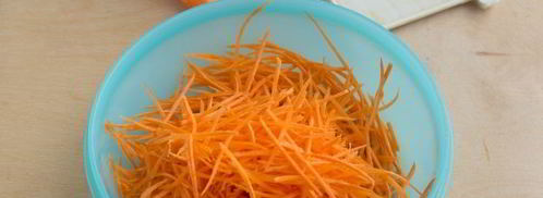 тушеные кабачки с морковью в мультиварке. Шаг 4