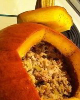 Тыква запеченная с рисом и фаршем