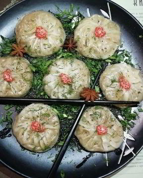 Гедза с паштетом из тунца и куриной печенью