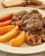 Куриная печень с яблоками и баклажанами