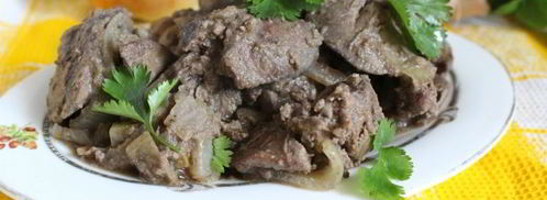 куриная печень с яблоками и луком. Шаг 9