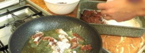 печень говядины в коньяке. Шаг 2