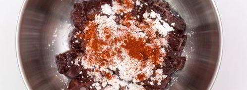 печень говяжья, тушенная в томатно-соевом соусе. Шаг 6