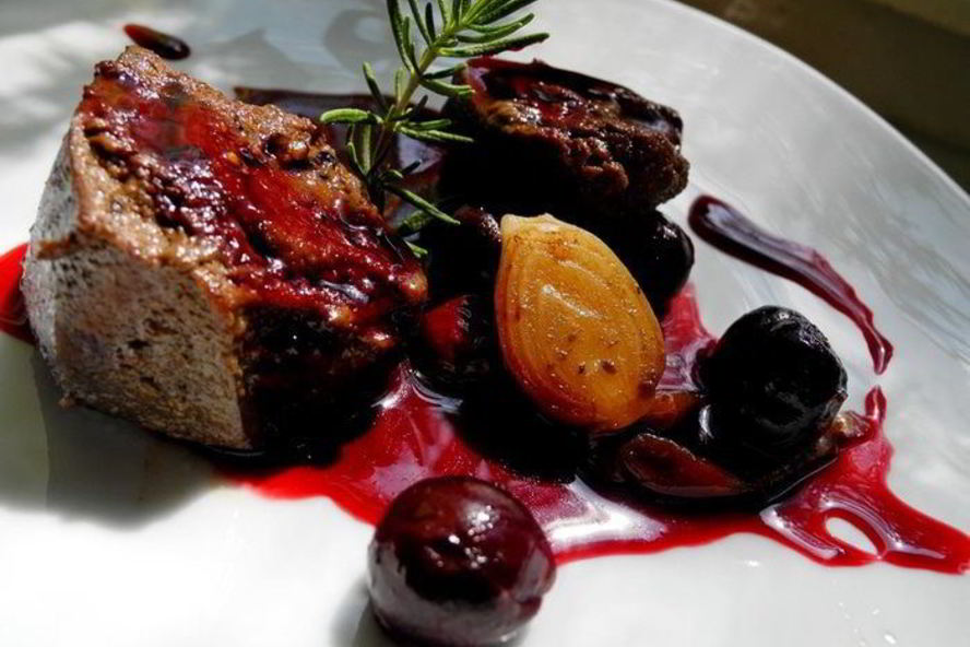 Рецепт печень с вишней и розмарином