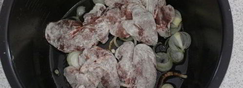 печень тушеная в сметане в мультиварке. Шаг 5