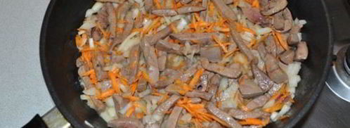 печень, тушенная в сливках. Шаг 4