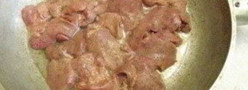 печенка под соусом. Шаг 2