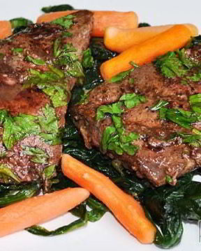 Жареная печень со шпинатом