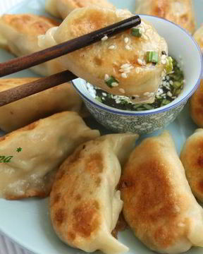 Китайские жареные пельмени