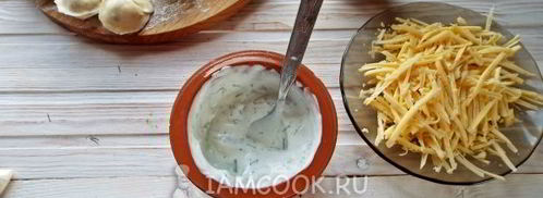 пельмени с сыром и сметаной в духовке. Шаг 5