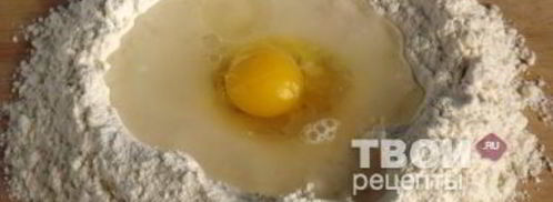 пельмени, запеченные со сметаной и сыром. Шаг 3