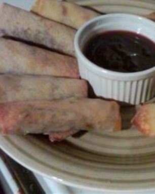 Простые куриные вонтоны трубочки