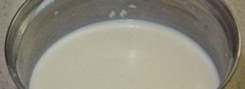 тесто на пельмени на молоке. Шаг 2