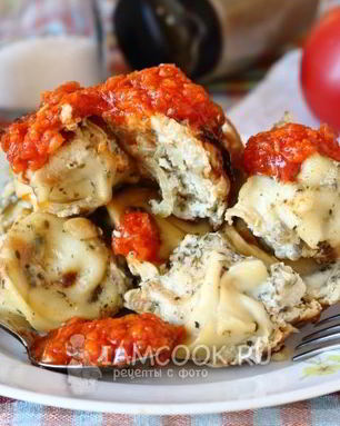 Жареные пельмени с яйцом