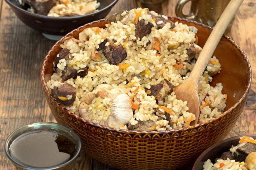 Рецепт городской плов с бараниной и грибами