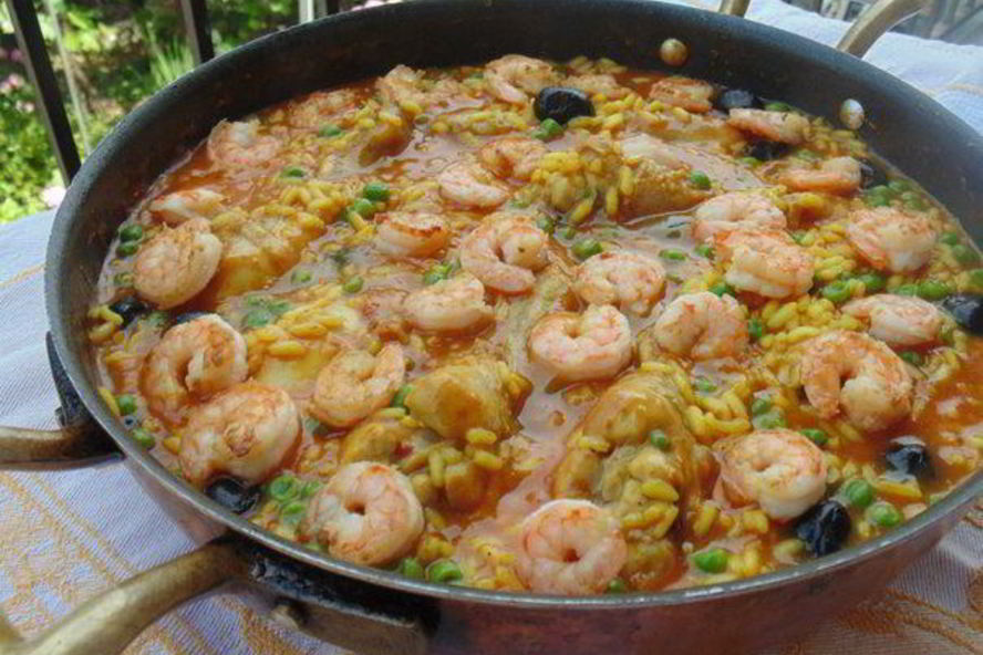 Рецепт паэлья в стиле море и земля