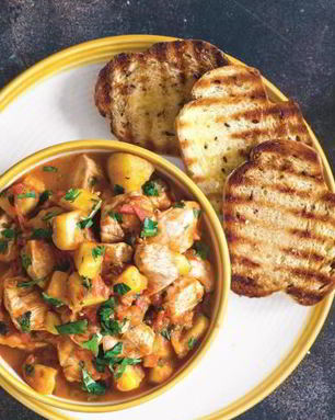 Испанское рагу с курицей и картошкой