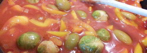 летнее овощное рагу с фасолью и лососем. Шаг 4