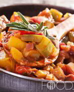 Овощное рагу с кабачками, баклажанами и мясом