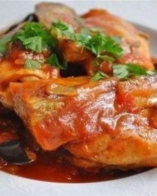 Рагу с куриной грудкой и белыми грибами