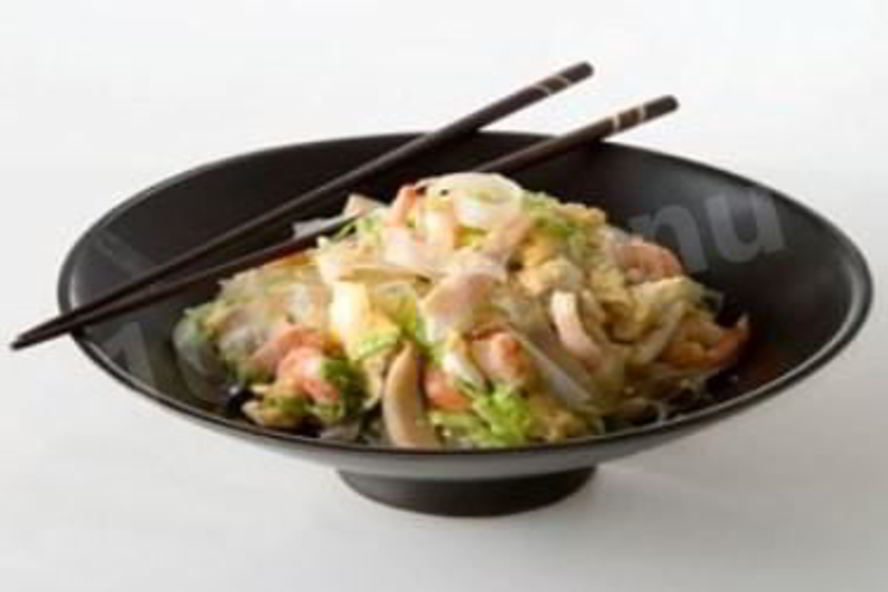 Рецепт рисовая лапша с креветками и кальмарами