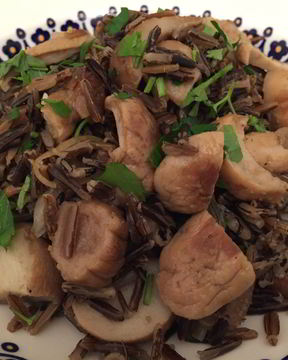 Диетическое ризотто из дикого риса с белыми грибами