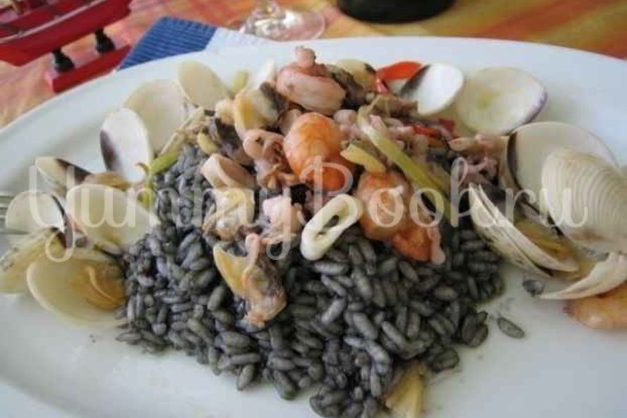 Рецепт ризотто черное с дарами моря