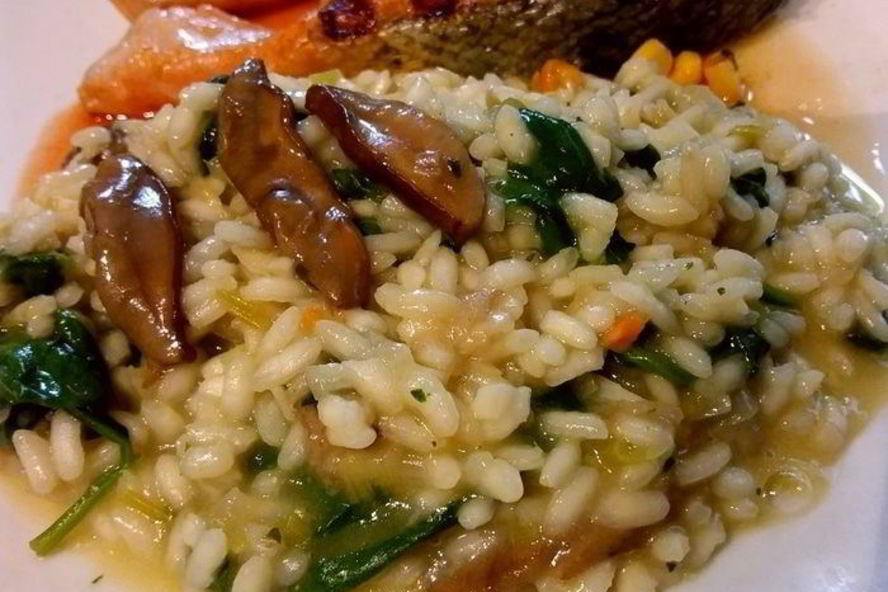 Рецепт ризотто с белыми грибами и шпинатом