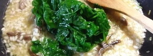 ризотто с белыми грибами и шпинатом. Шаг 6