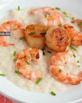 Ризотто с гребешками и креветками