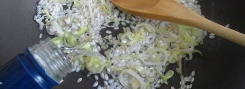 ризотто с луком-пореем и лимонной крошкой. Шаг 5