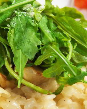 Ризотто с рукколой и козьим сыром