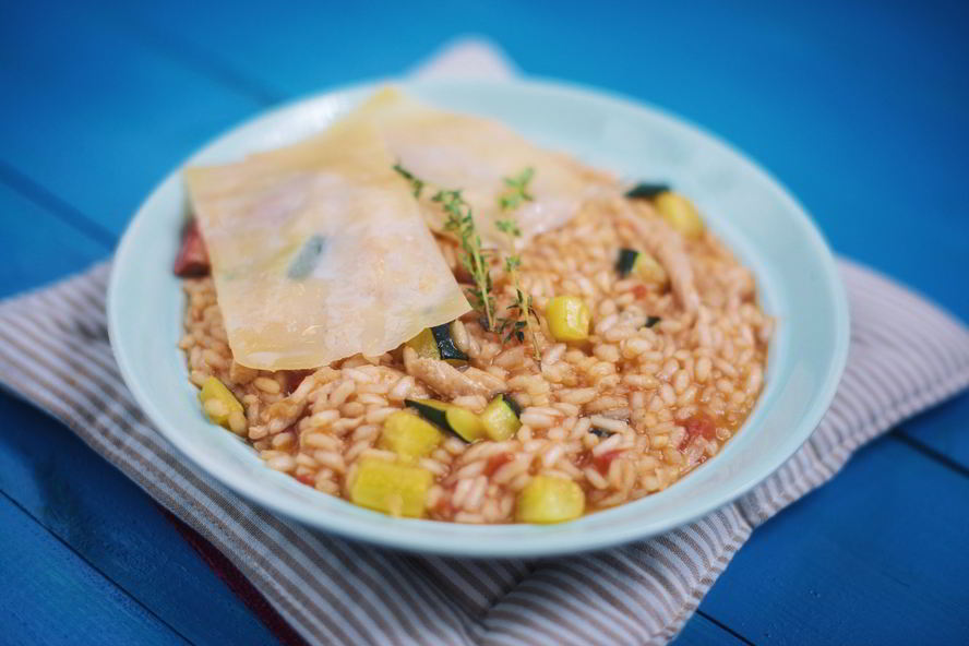 Рецепт розмариновое ризотто с испанским чоризо и курицей