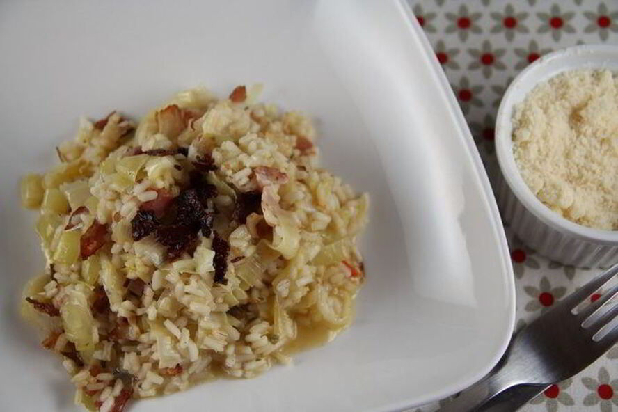 Рецепт запеченное в духовке ризотто с луком-пореем и панчеттой