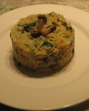 Зеленое ризотто с опятами и креветками