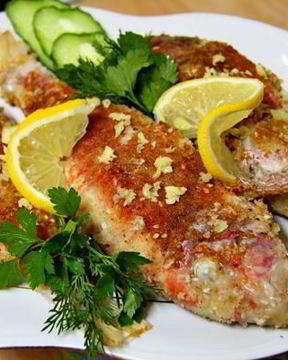 Барабулька, жаренная в сухарях с кунжутом