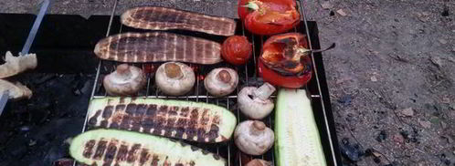 дорада с овощами, запеченая на углях. Шаг 2