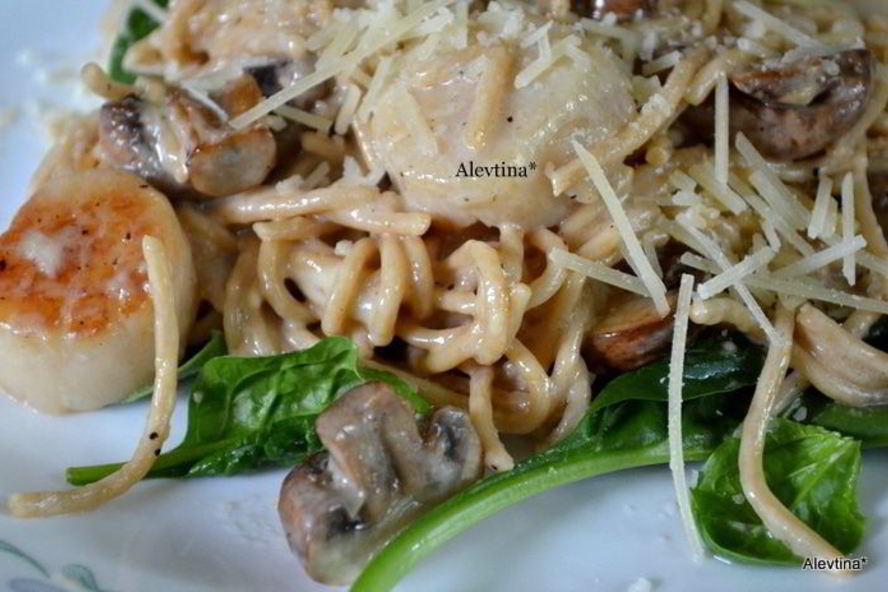 Рецепт гребешки с грибами и шпинатом