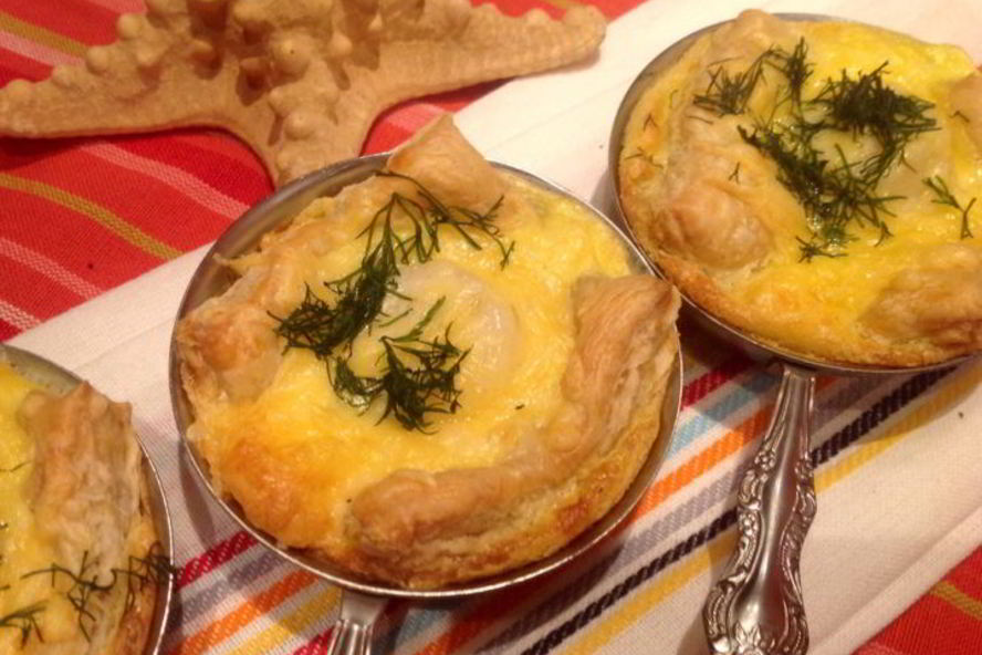 Рецепт морские гребешки в слоеном тесте