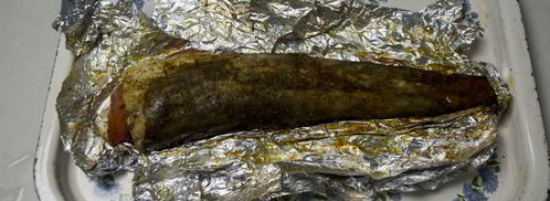 рыба, запеченная с помидорами и розмарином. Шаг 6