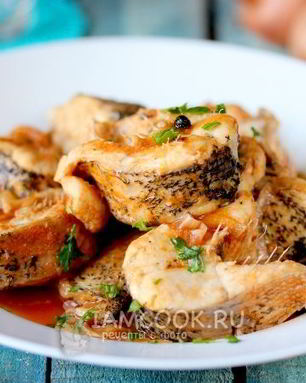 Щука тушеная в мультиварке