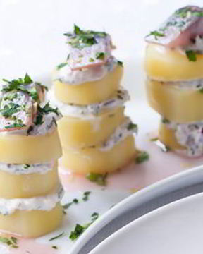 Сельдь в красном вине с картофелем