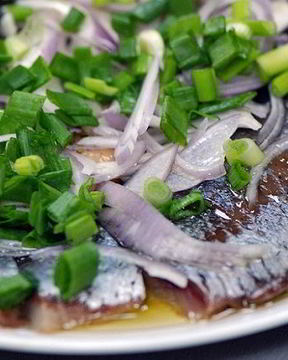 Селедка соленая