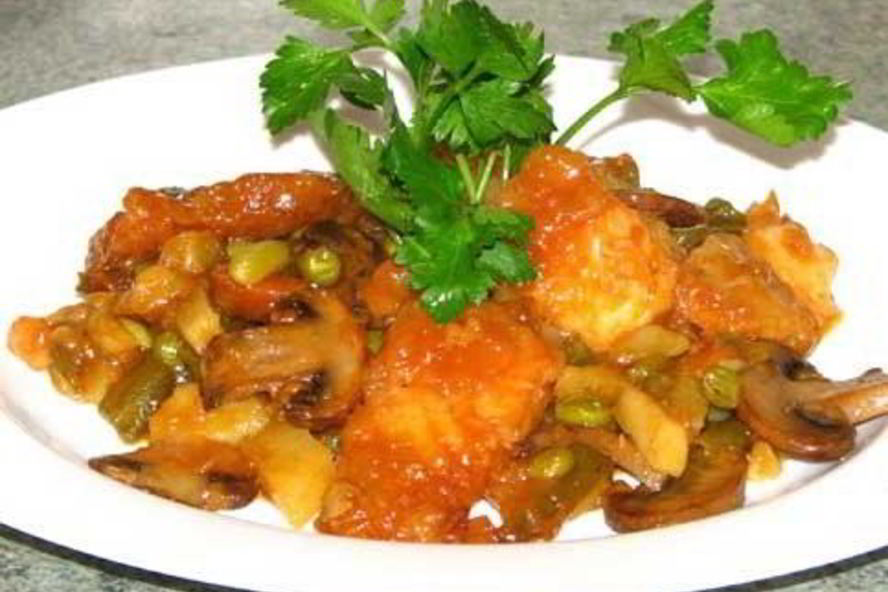 Рецепт тунец с грибами под красным соусом