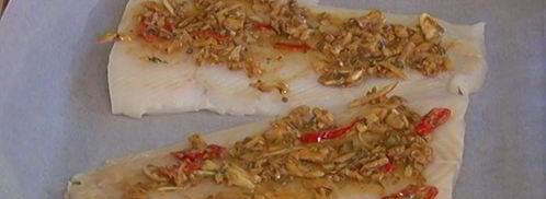 тушеный палтус с перцем и зеленью. Шаг 8